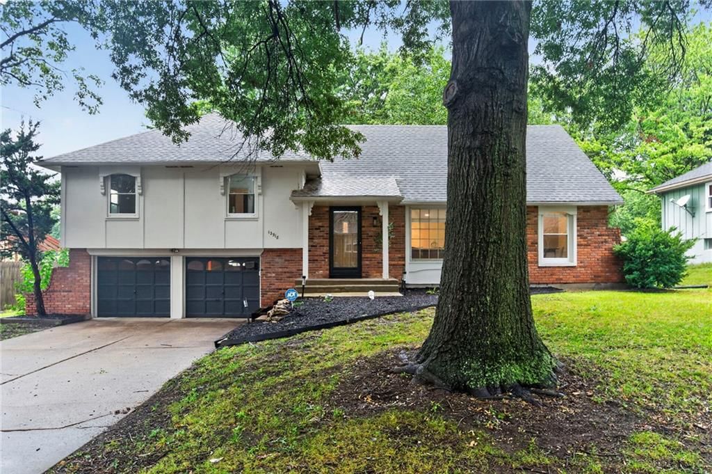 12918 Sycamore Avenue — photo 34