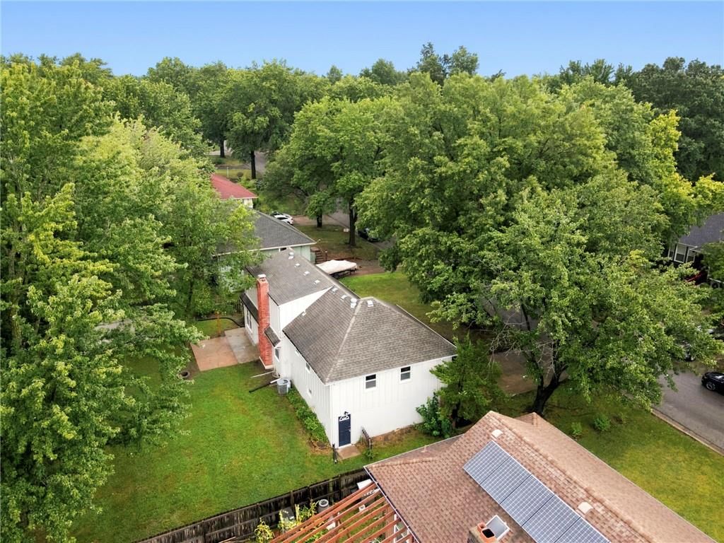 12918 Sycamore Avenue — photo 38