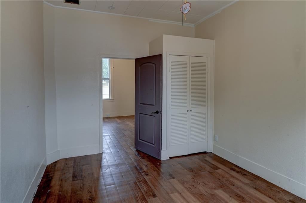 Photo 20 of 33 - 931 Kickapoo Street, Leavenworth, KS 66048
