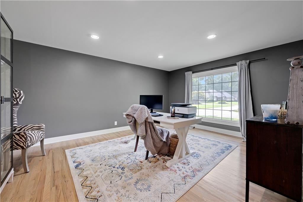 5000 W 97th Terrace, Overland Park, KS: listing photo 3