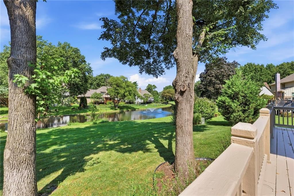 Photo 36 of 37 - 10164 Mackey Street, Overland Park, KS 66212