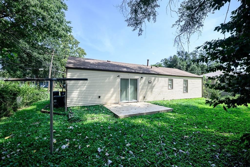 8213 Ruskin Way — photo 13