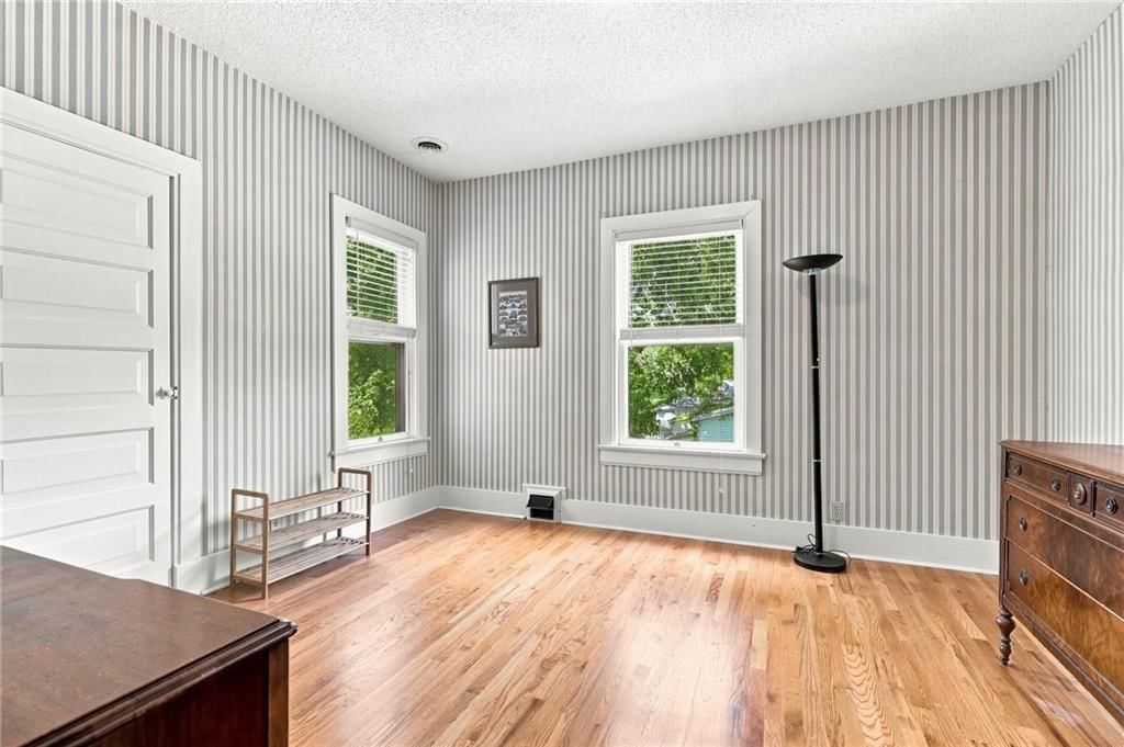 320 S Holbrook Street — photo 20