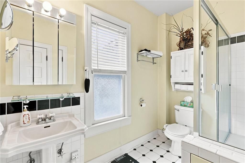 320 S Holbrook Street — photo 23