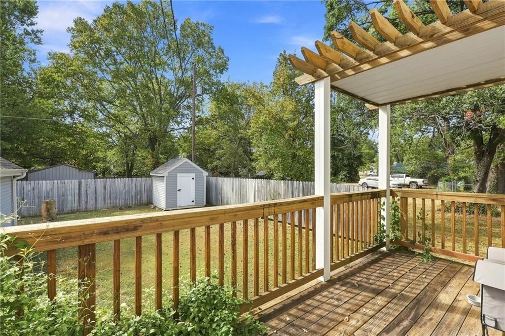 320 S Holbrook Street — photo 28