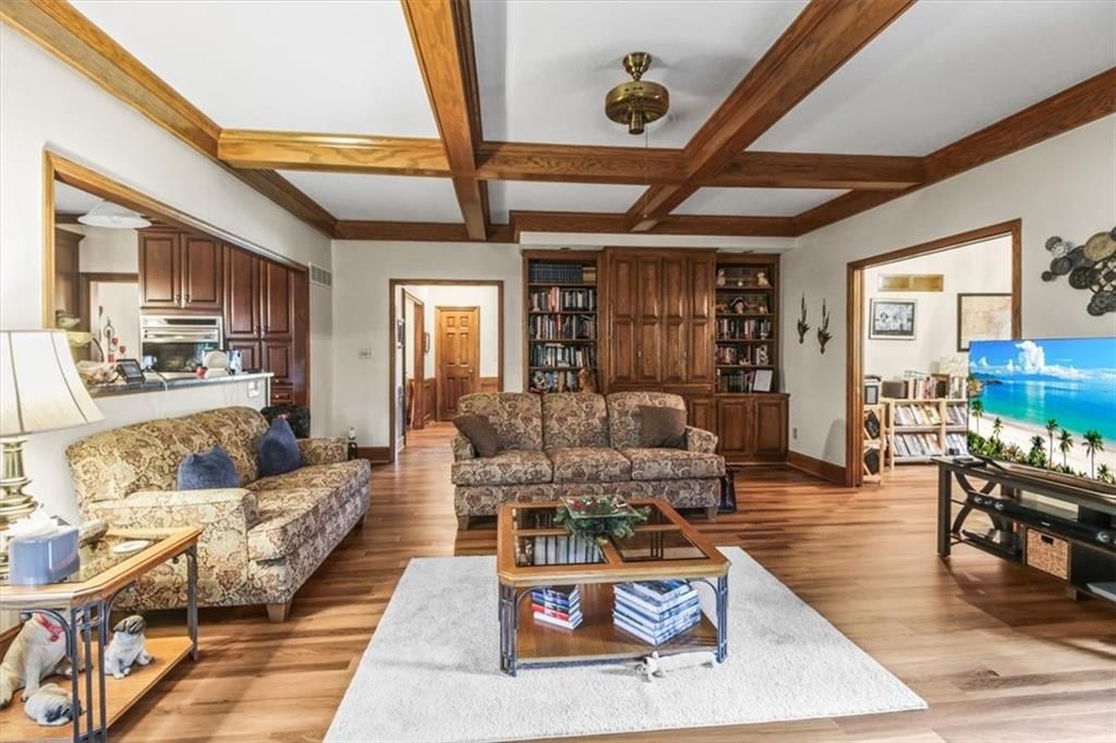 4900 Whitney Drive — photo 7