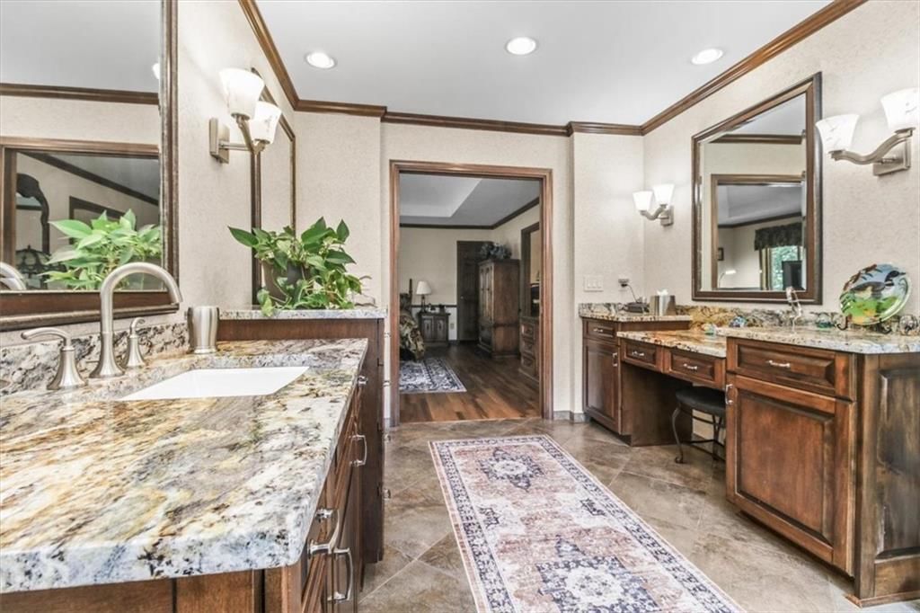 4900 Whitney Drive — photo 18