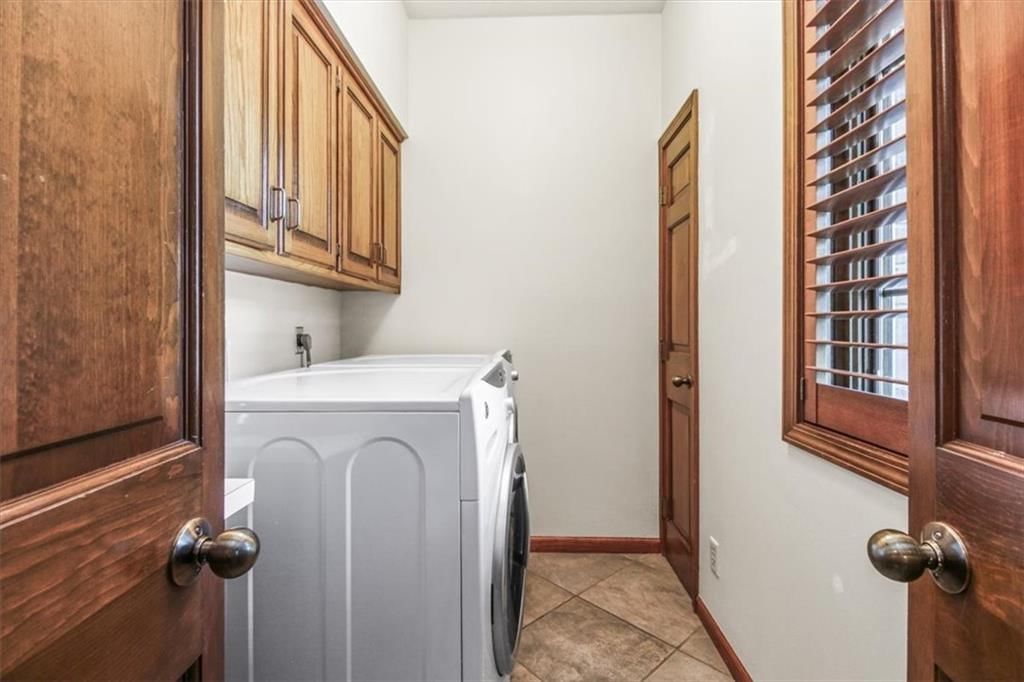 4900 Whitney Drive — photo 27
