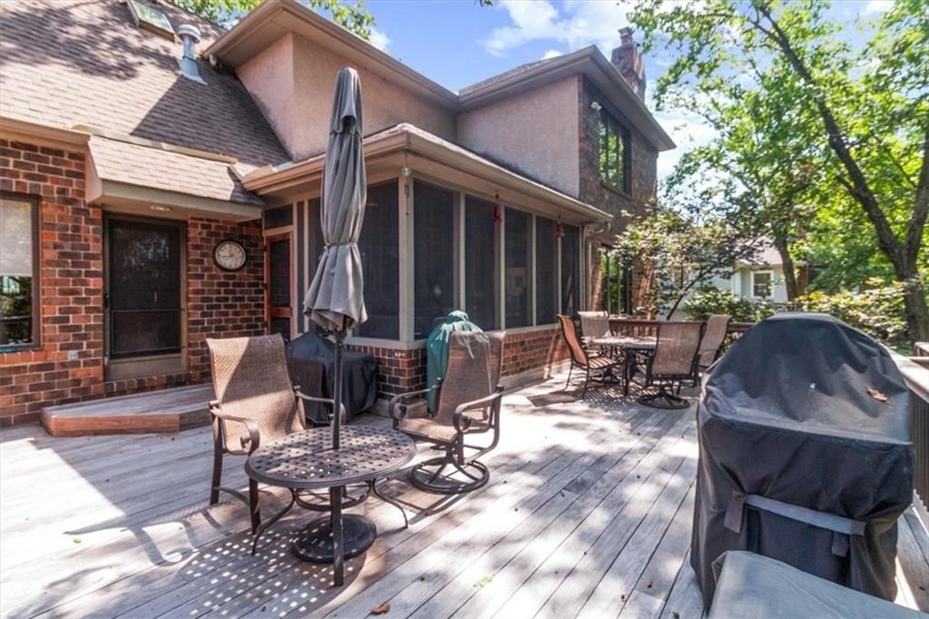 4900 Whitney Drive — photo 31
