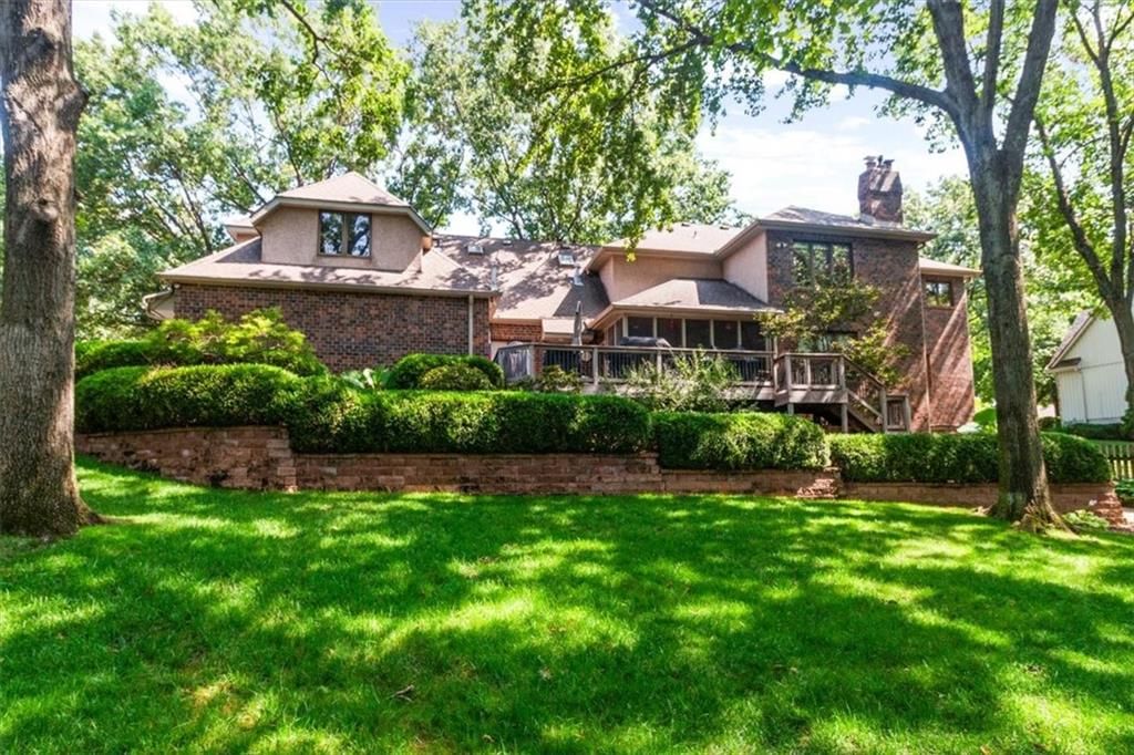 4900 Whitney Drive — photo 32