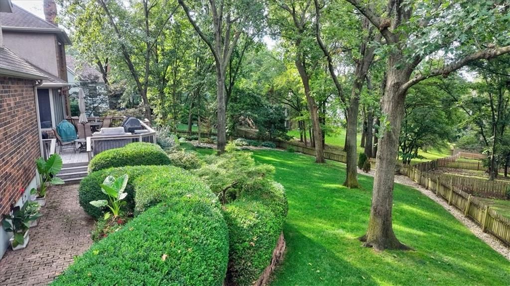4900 Whitney Drive — photo 37