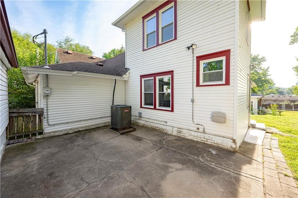 526 Reaser Street — photo 4