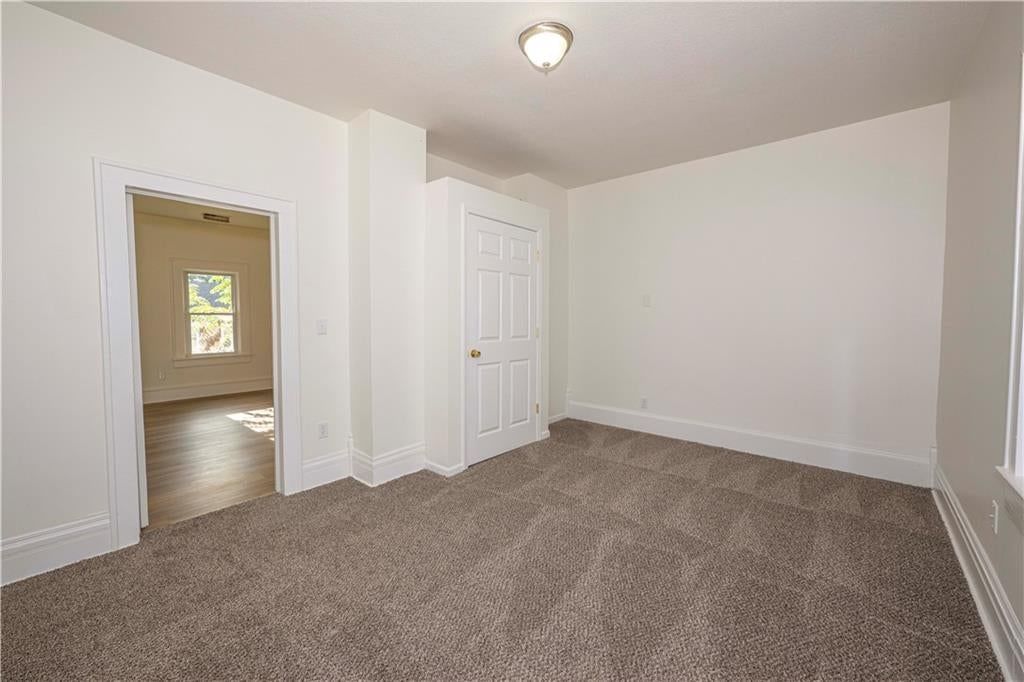 526 Reaser Street — photo 10