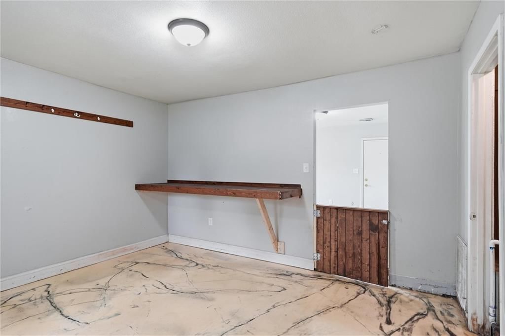 306 W Walnut Street — photo 14