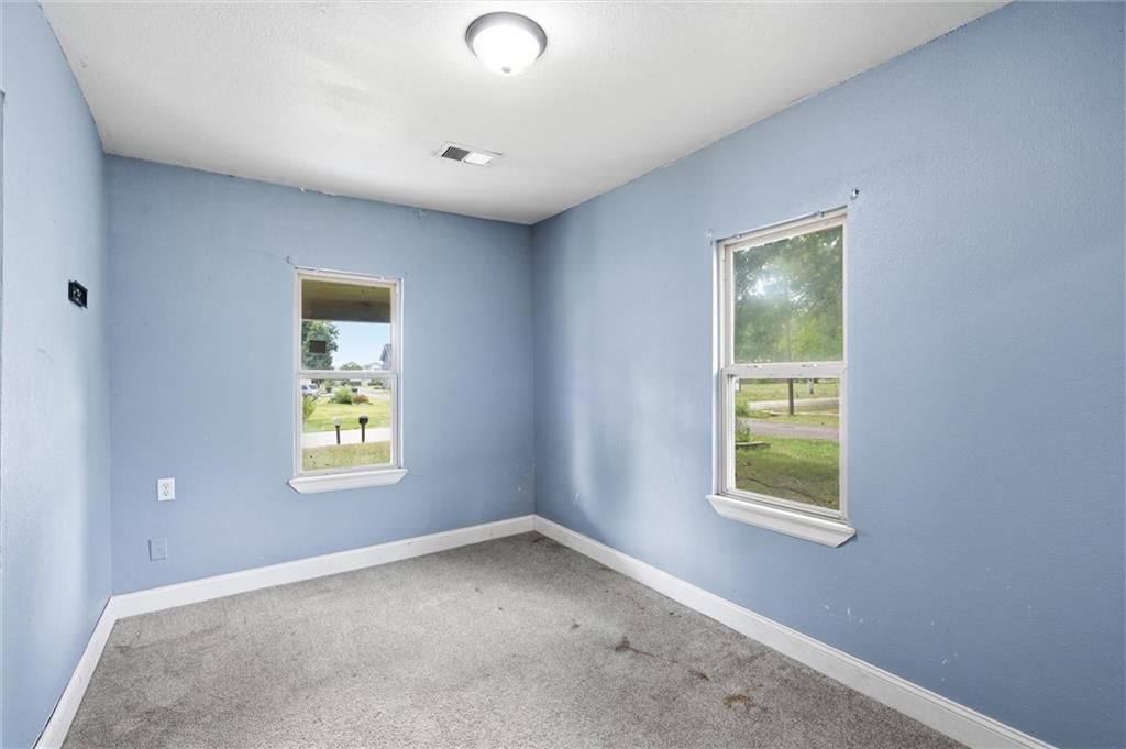 306 W Walnut Street — photo 15