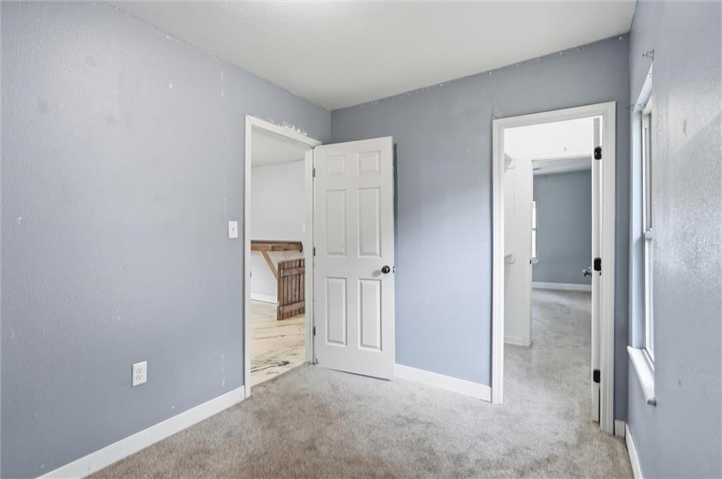 306 W Walnut Street — photo 22