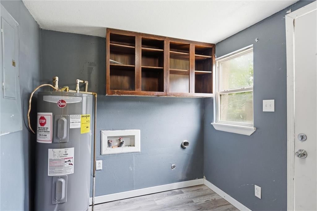 306 W Walnut Street — photo 28