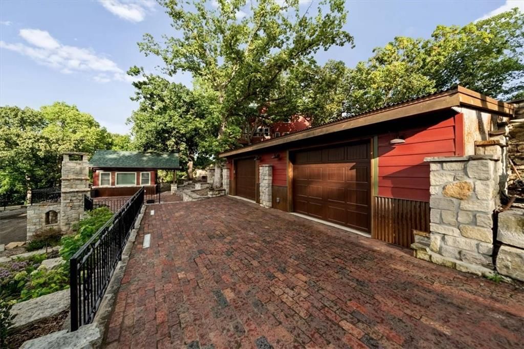 1 Anchor Drive — photo 34
