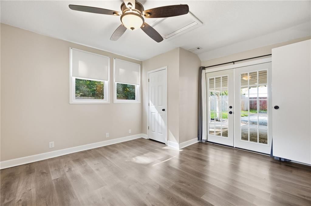 Photo 10 of 28 - 9022 Grand Avenue, Kansas City, MO 64114