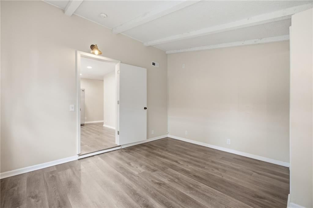 Photo 18 of 28 - 9022 Grand Avenue, Kansas City, MO 64114