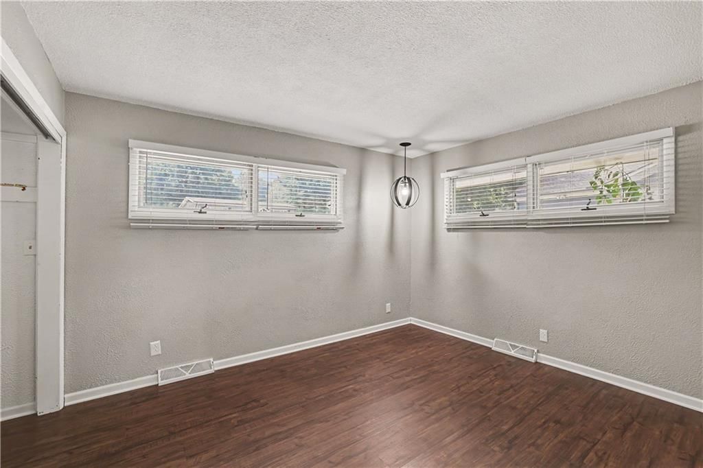 16 Overhill Drive — photo 13