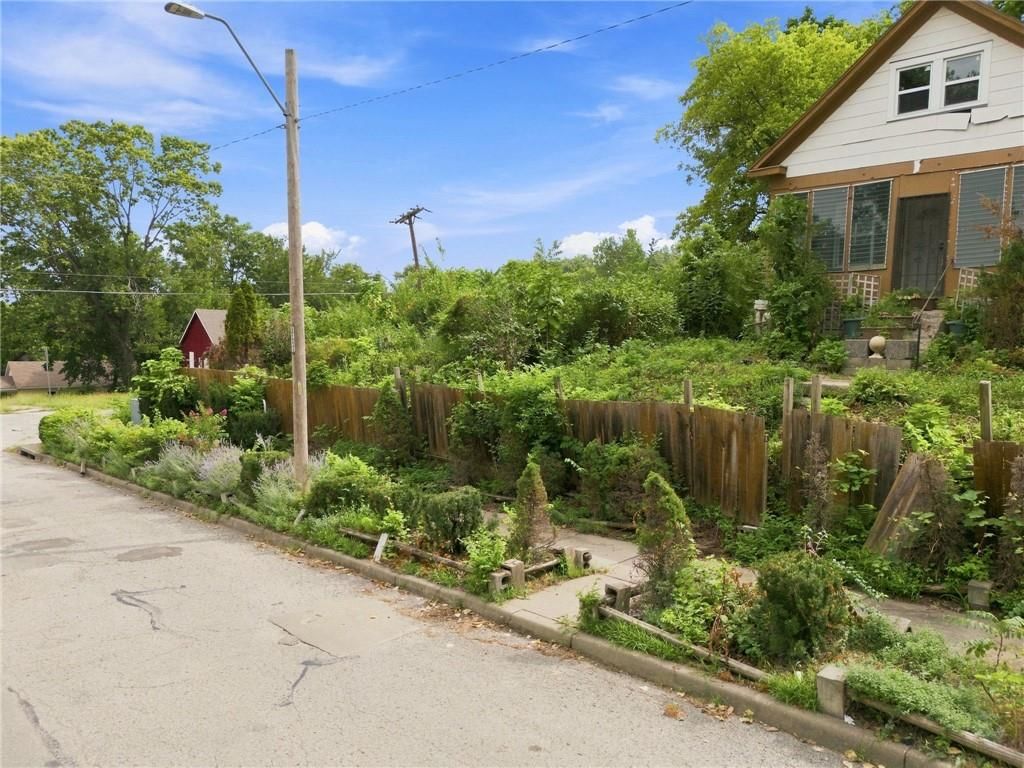 3003 Jarboe Street — photo 27
