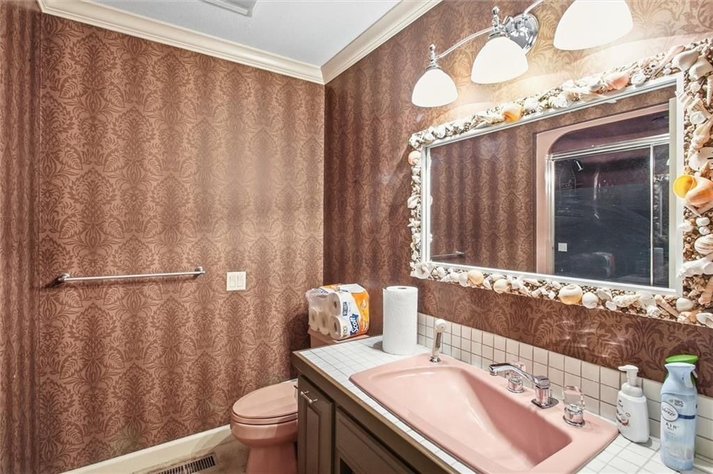 6 Willowgreen Drive — photo 28