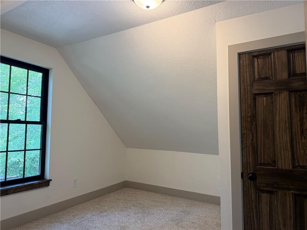 412 Michigan Street — photo 9