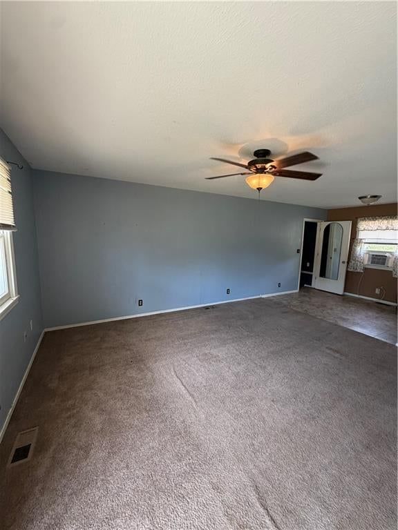 1329 Elliott Avenue — photo 6