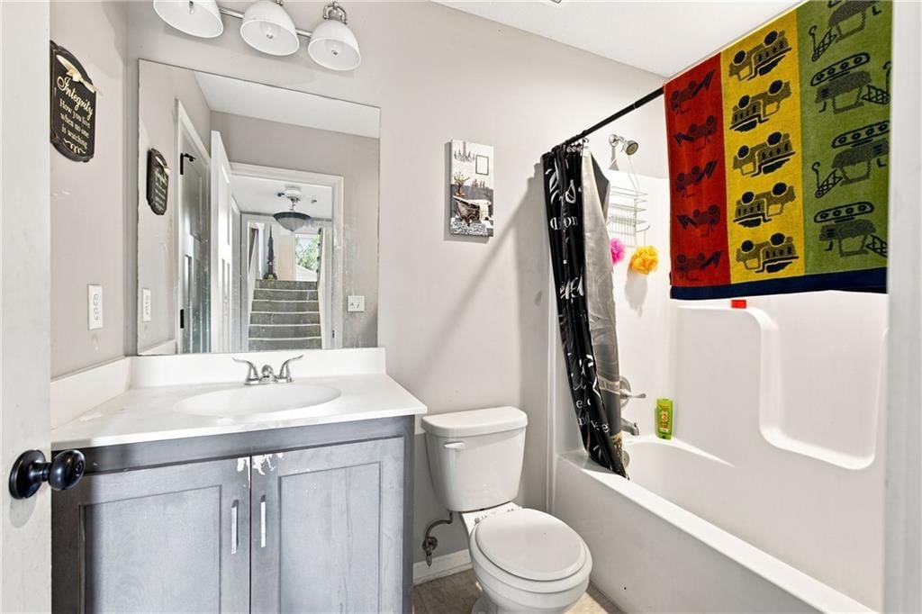 Photo 12 of 23 - 20124 W 221st Street, Spring Hill, KS 66083