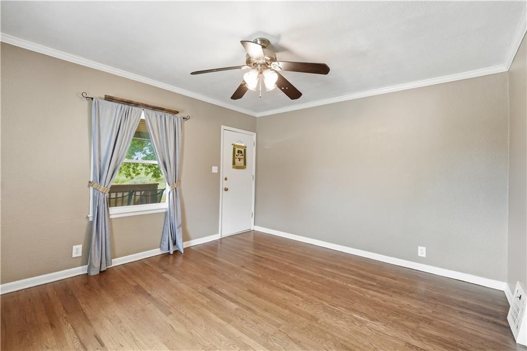 5345 N 115th Street — photo 9