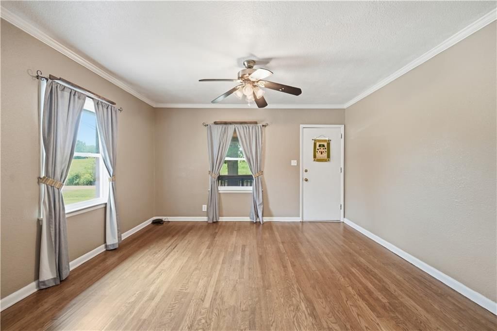 5345 N 115th Street — photo 10