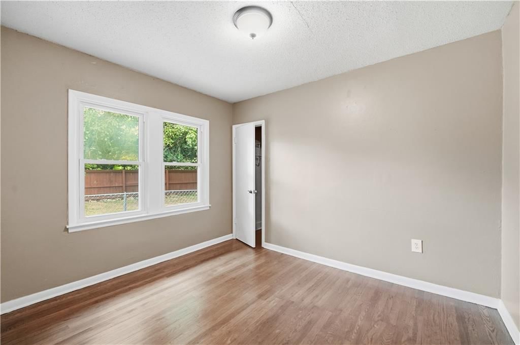 5345 N 115th Street — photo 26