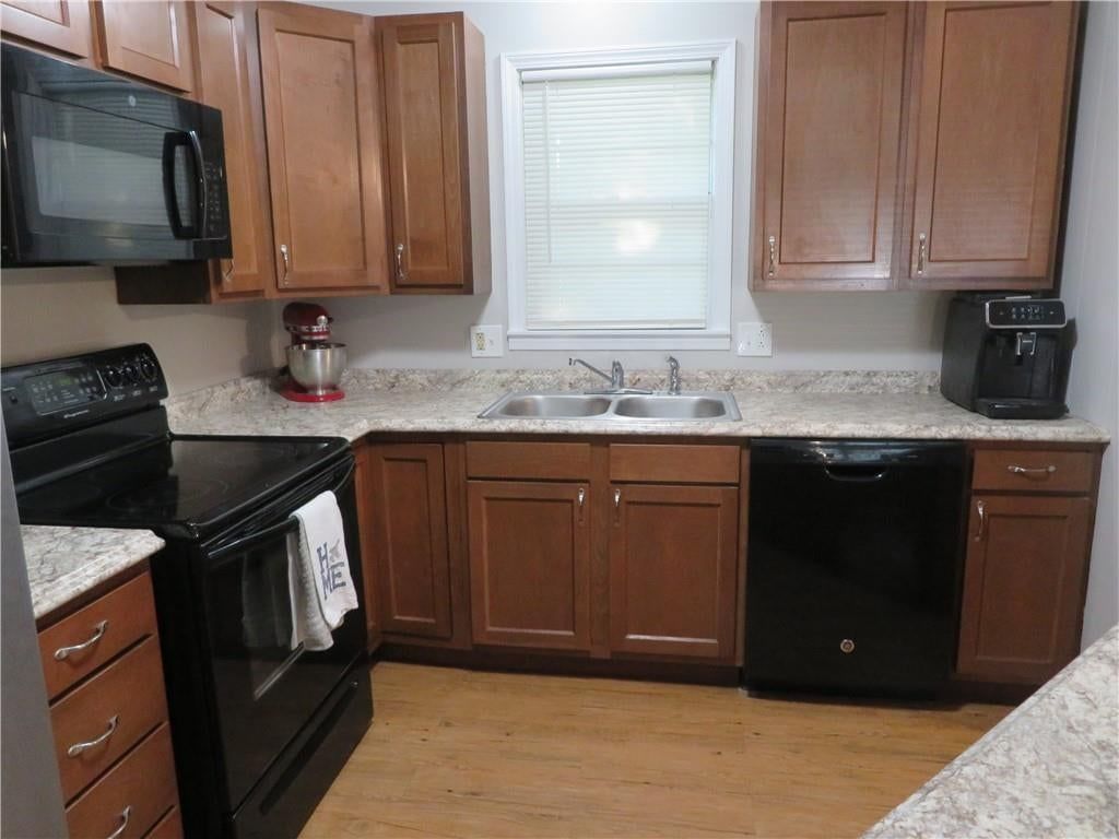 8867 Hilltop Road — photo 14