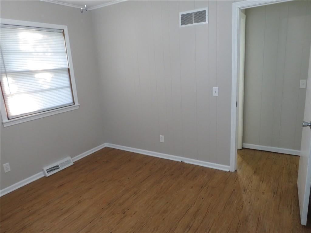 8867 Hilltop Road — photo 32
