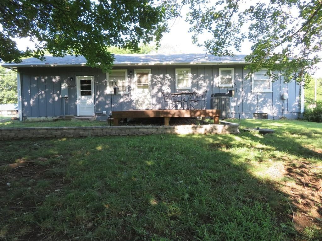8867 Hilltop Road — photo 36