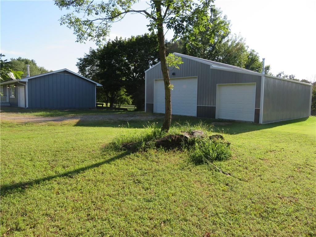 8867 Hilltop Road — photo 37