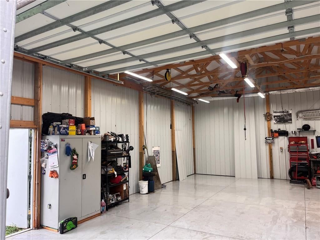 8867 Hilltop Road — photo 38