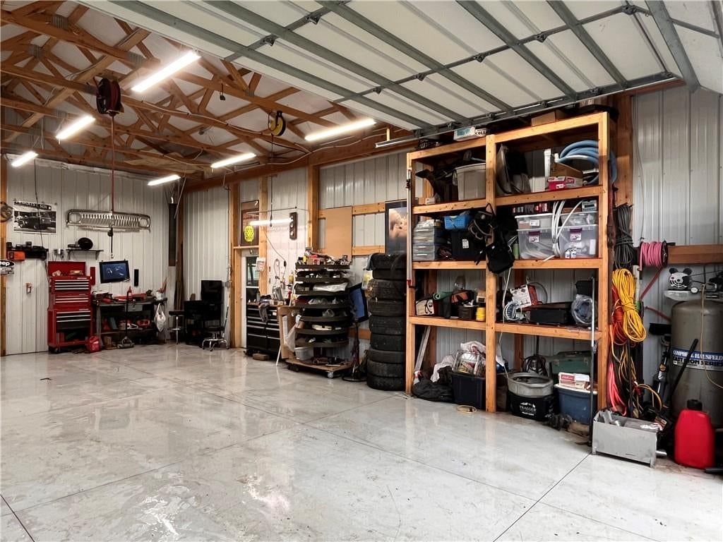8867 Hilltop Road — photo 39