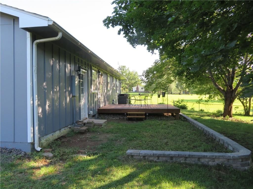 8867 Hilltop Road — photo 41