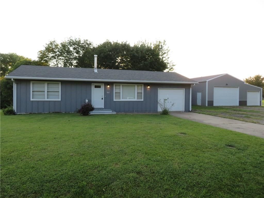 8867 Hilltop Road — photo 43