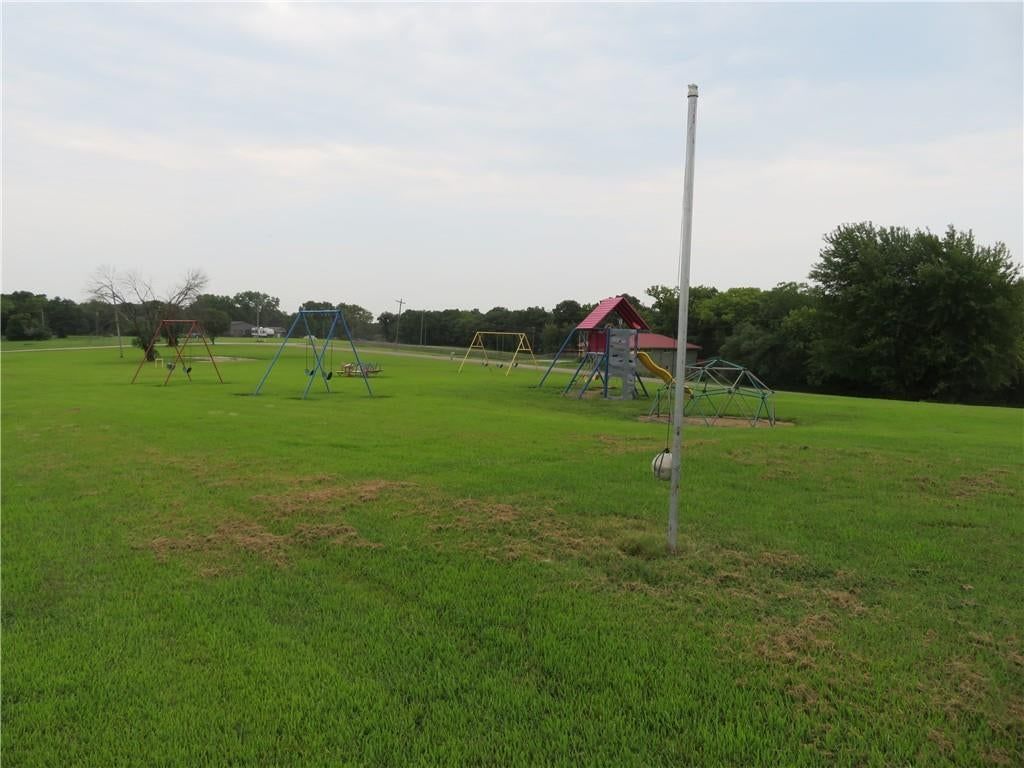 8867 Hilltop Road — photo 44