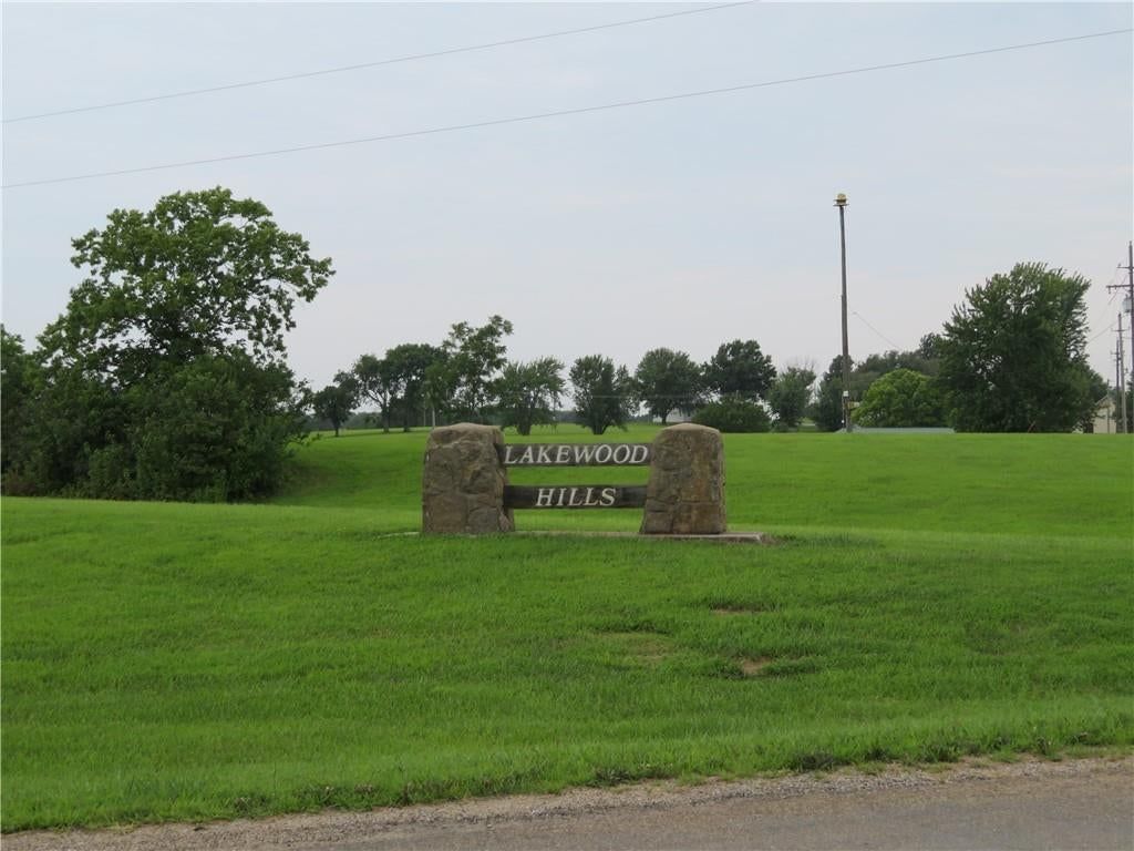 8867 Hilltop Road — photo 45