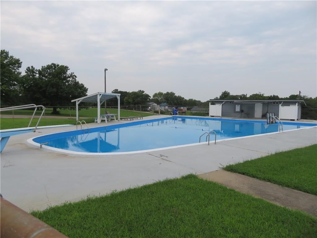 8867 Hilltop Road — photo 48