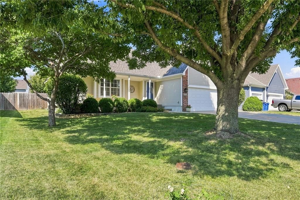 820 SE 11th Terrace — photo 3