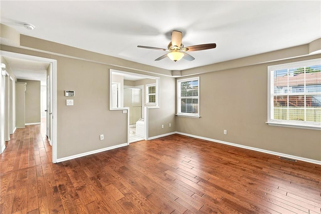 820 SE 11th Terrace — photo 16
