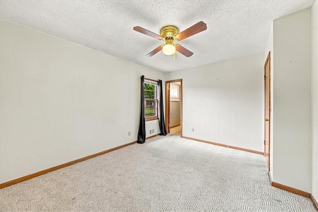 8201 W 91st Street — photo 17