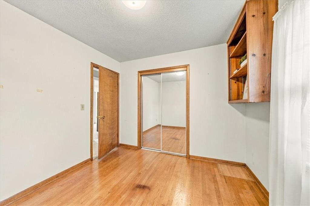 8201 W 91st Street — photo 24
