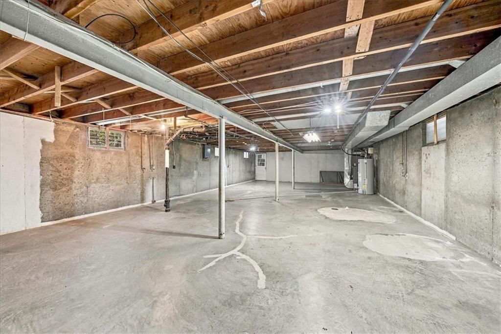 8201 W 91st Street — photo 27