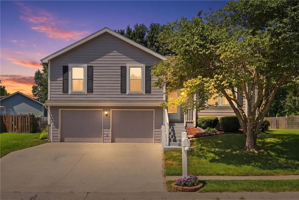 13710 Hunter Drive — photo 2